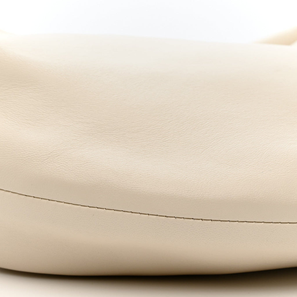 Calfskin Medium Olivia Hobo Off White