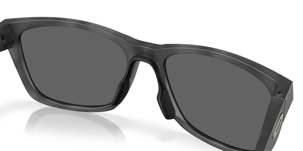 Oakley Paracord OO9506D