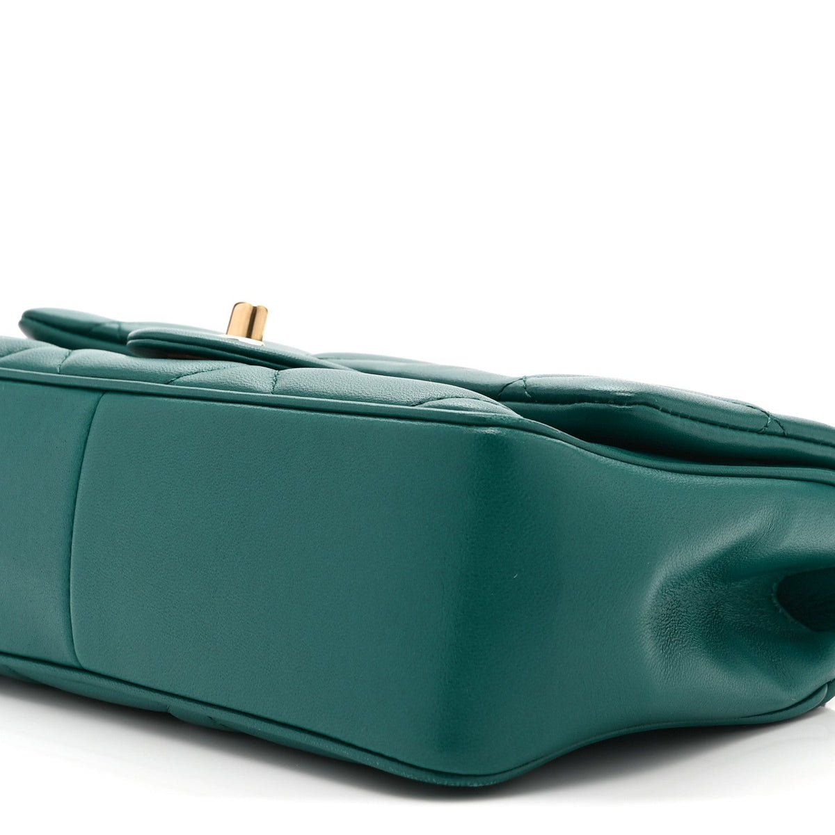 Lambskin Quilted Small Easy Carry Flap Green
