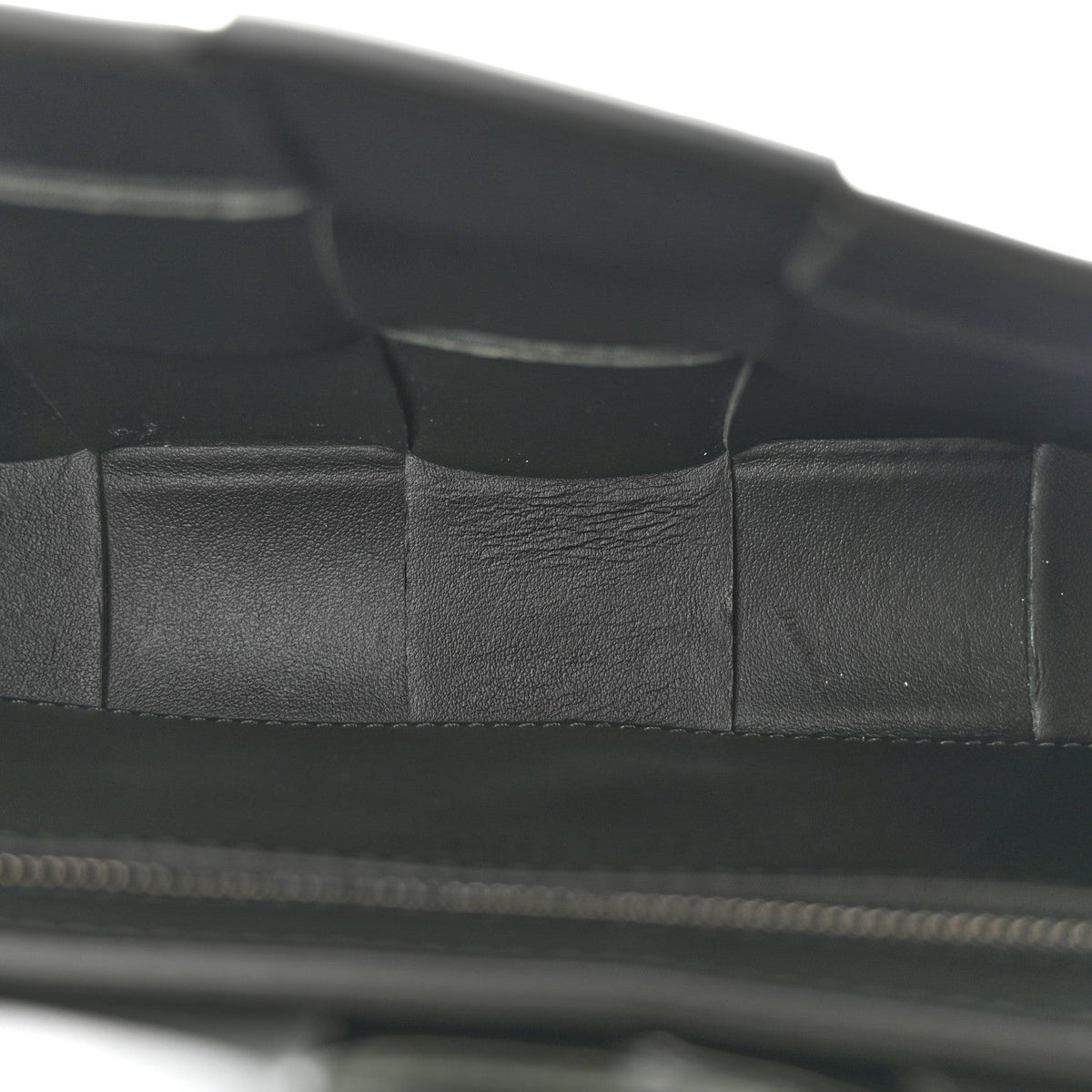 Calfskin Maxi Intreccio Cassette With Strap Bag Dark Green