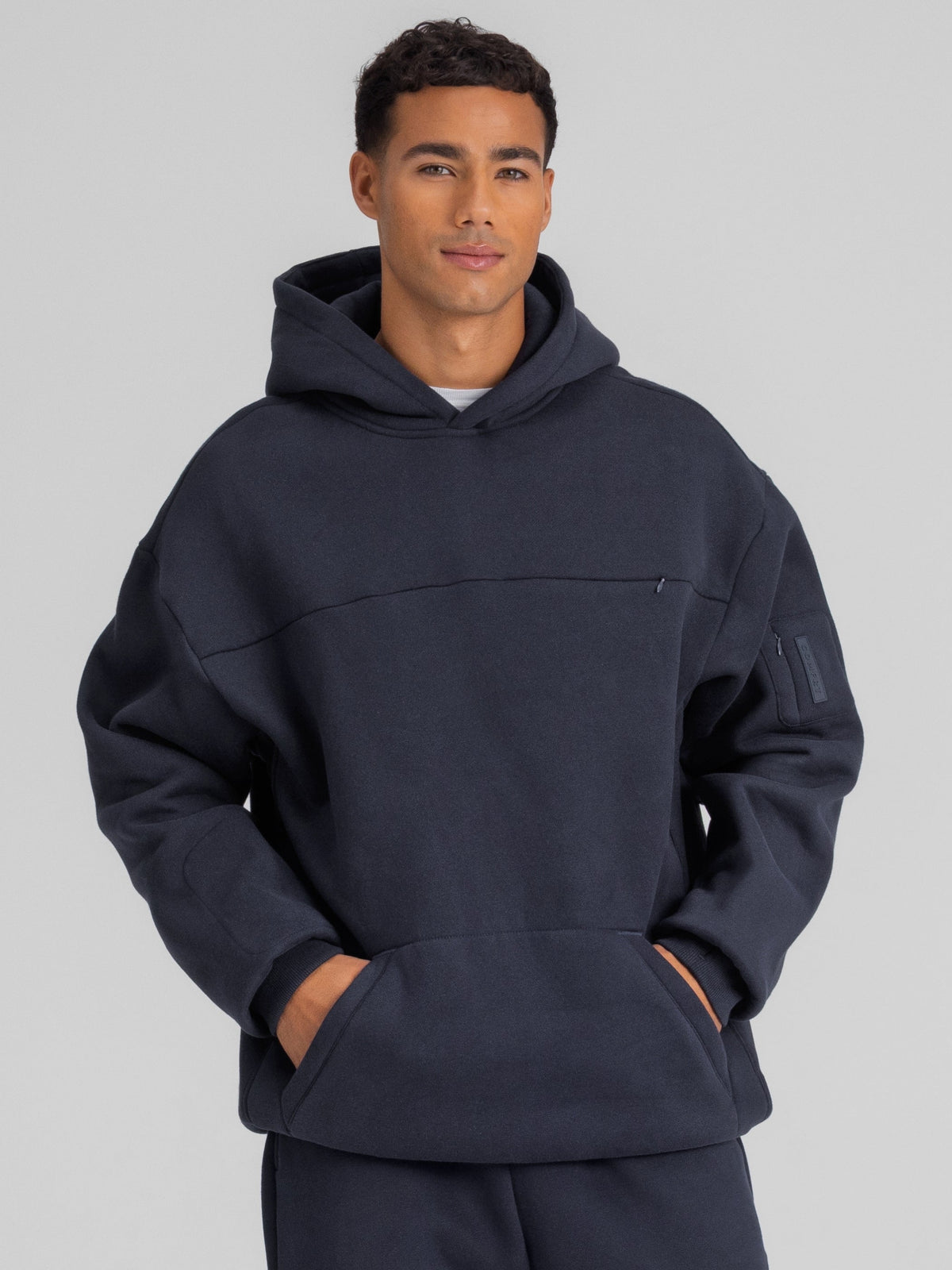 Explorer Travel Hoodie – Mega