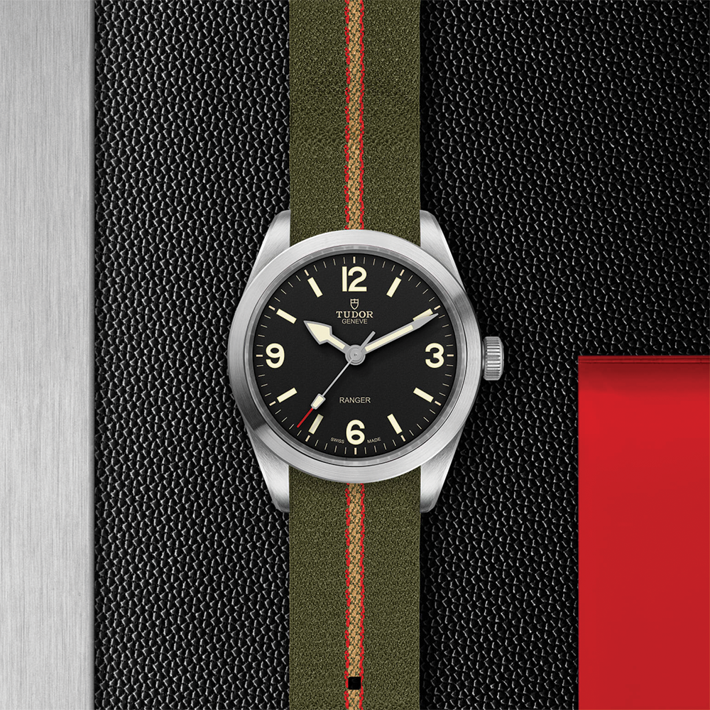 Ranger 39mm - Black on Fabric Strap