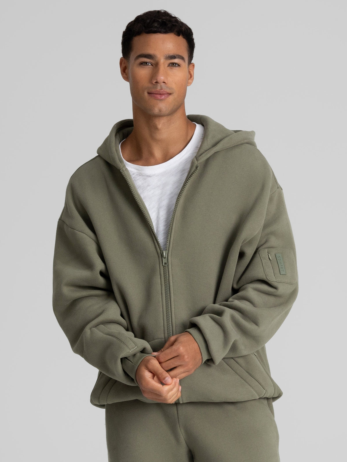 Explorer Travel Zip Hoodie – Mega