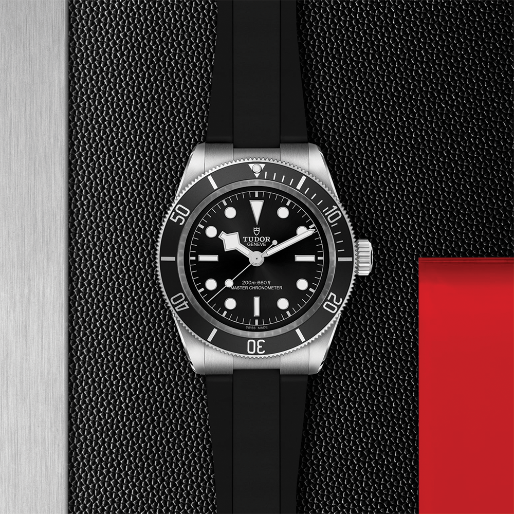 Black Bay 41mm - Black, Black Bezel on Rubber Strap