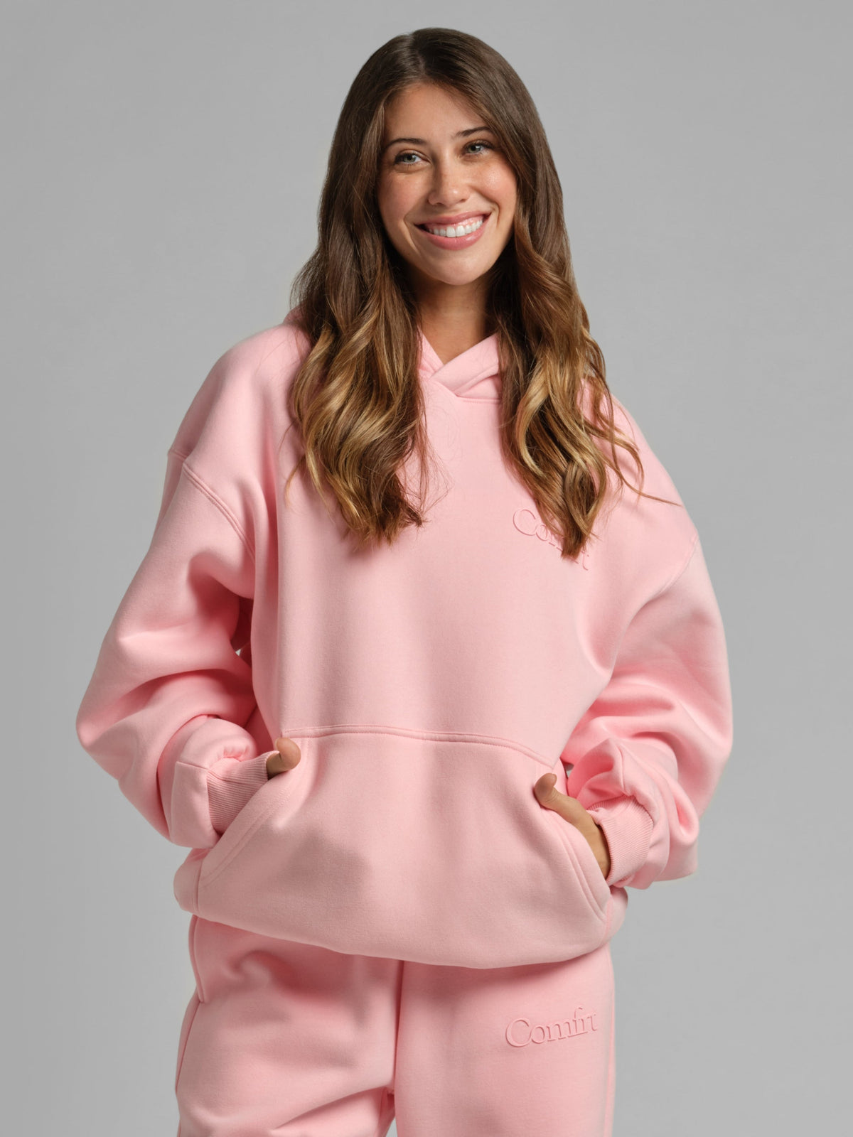 Minimalist Hoodie – Mega