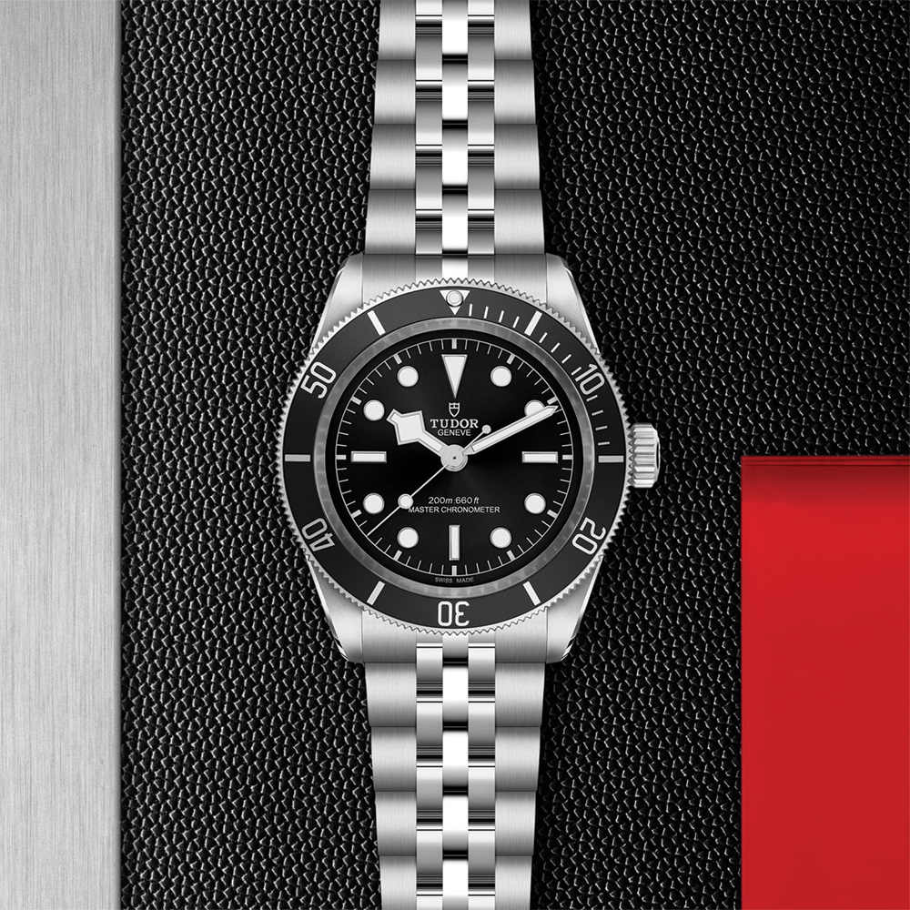 Black Bay 41mm - Black on 5-Link Bracelet