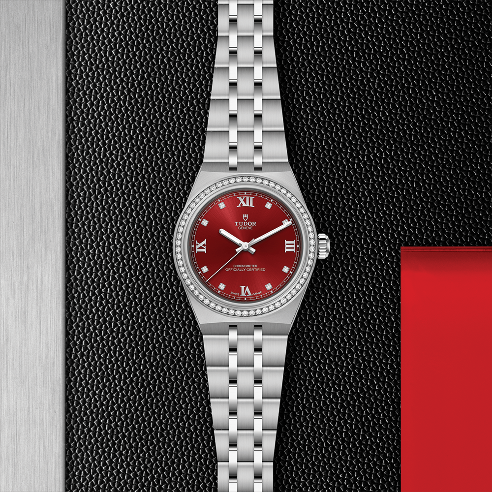 TUDOR Royal 30mm - Burgundy, Diamond-Set on Bracelet