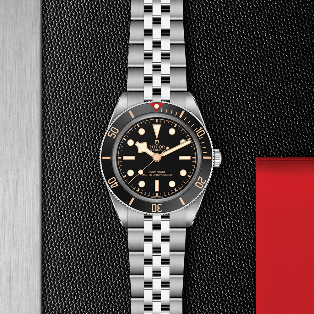Black Bay 58 39mm - Black on 5-Link Bracelet