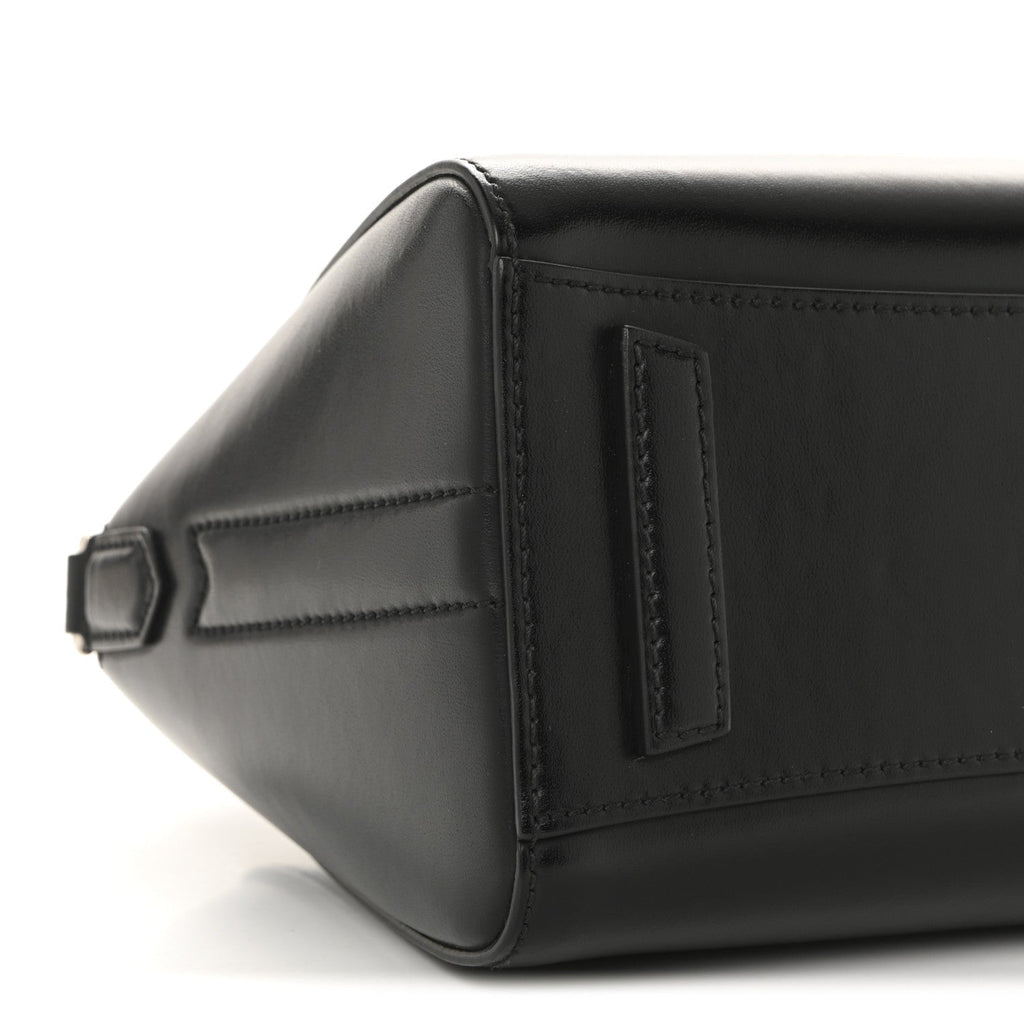 Shiny Lord Calfskin Mini Antigona Black