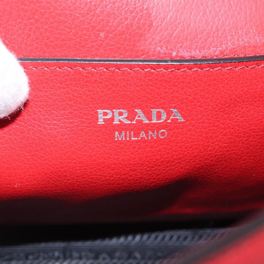 PRADA Chain Shoulder Bag Leather Red Silver Auth 210281V