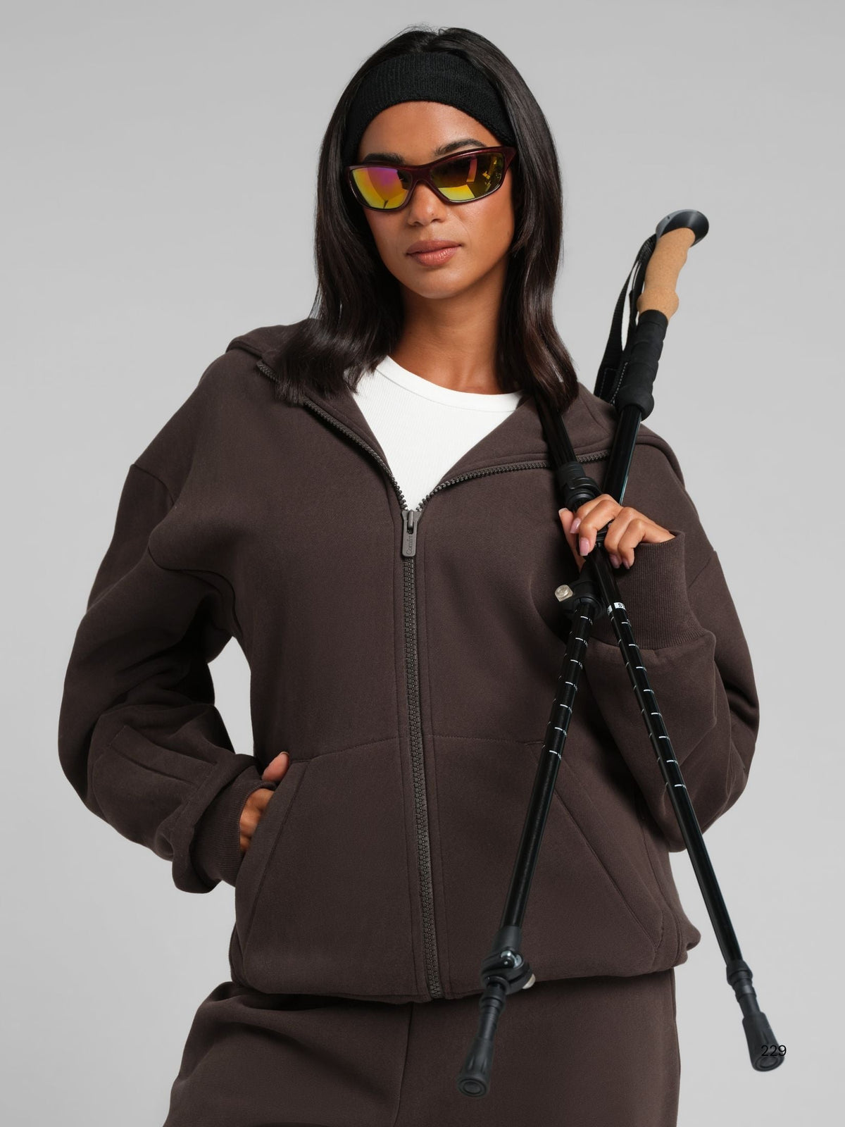 Explorer Travel Zip Hoodie – Mega