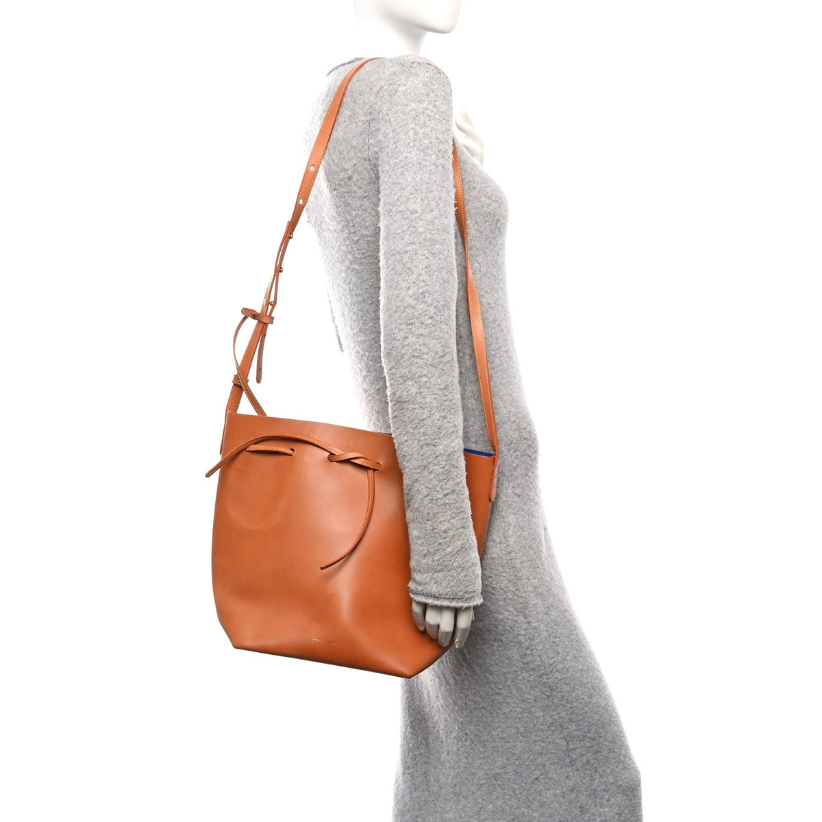 Vegetable Tanned Calfskin Bucket Bag Cammello Royal