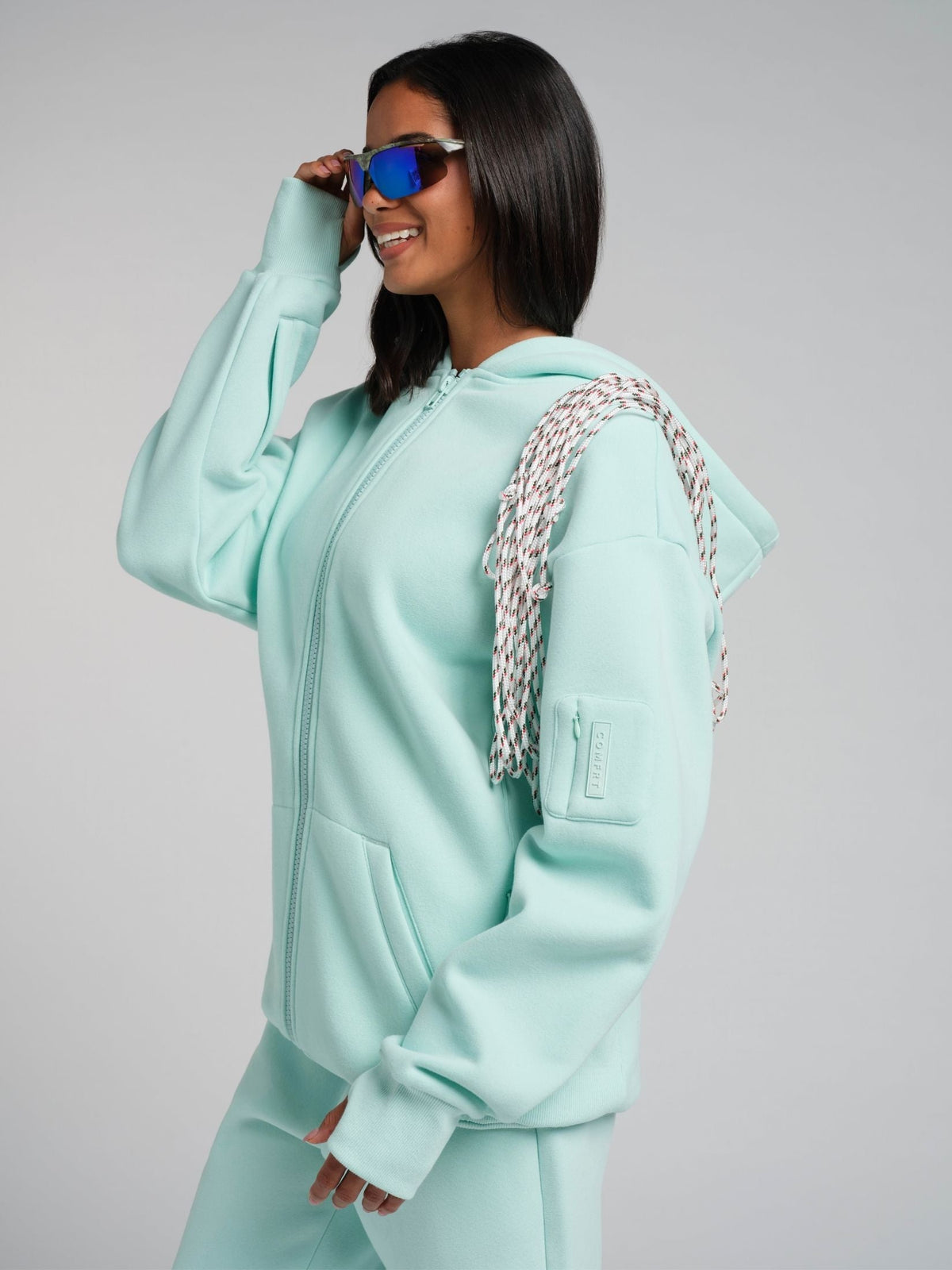 Explorer Travel Zip Hoodie – Mega