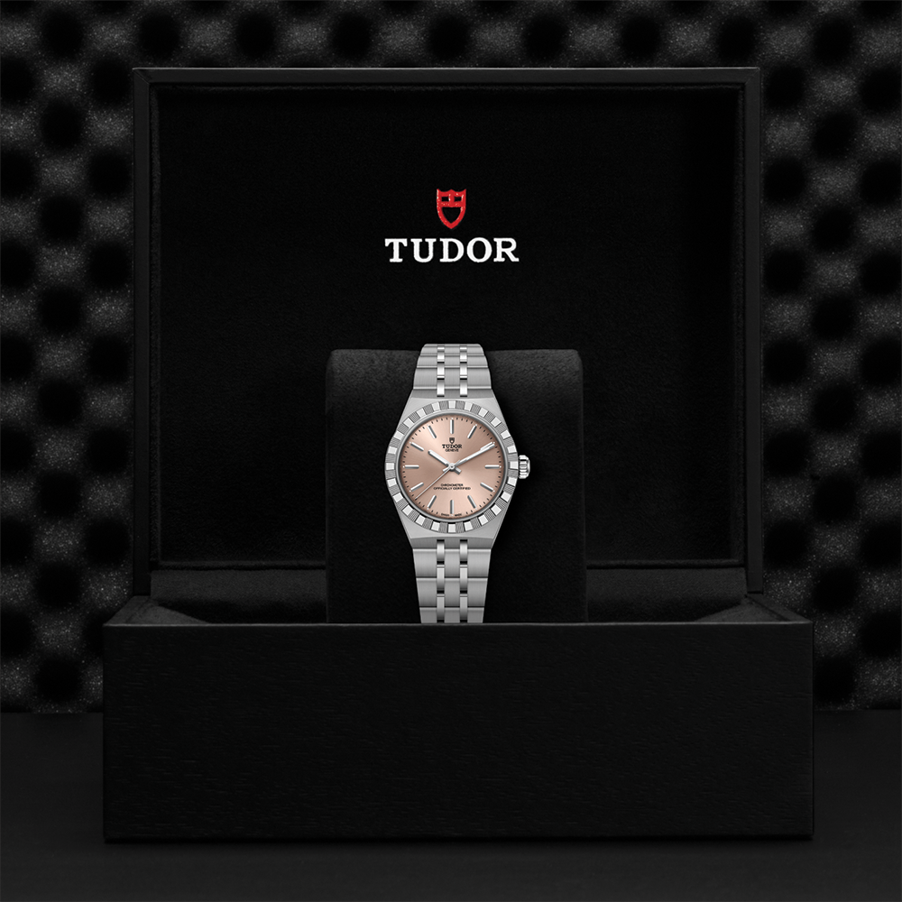 TUDOR Royal 30mm - Pink on Bracelet