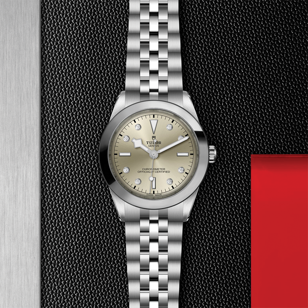 Black Bay One 39mm - Light-Champagne, Diamond-Set on Bracelet
