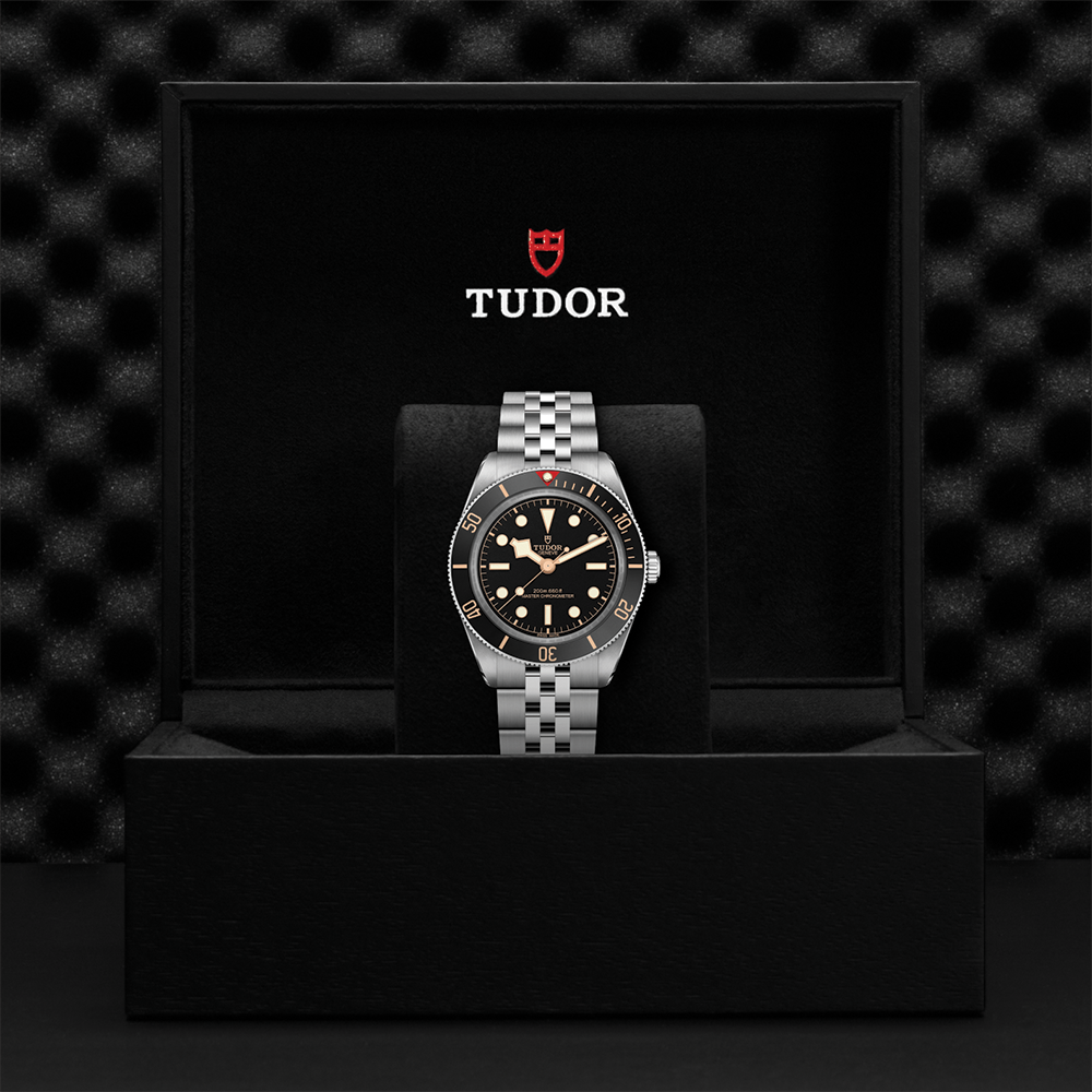 Black Bay 58 39mm - Black on 5-Link Bracelet