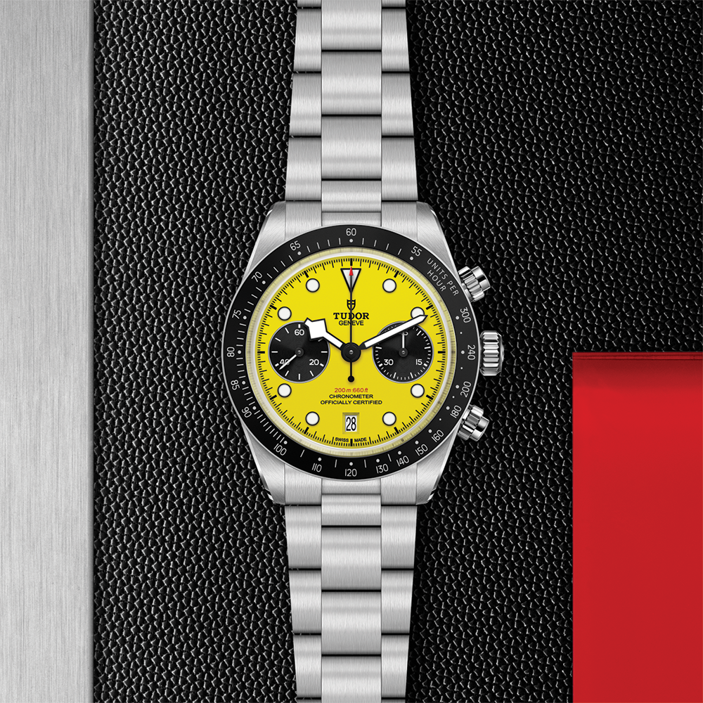 Black Bay Chrono 39mm - Yellow on Bracelet