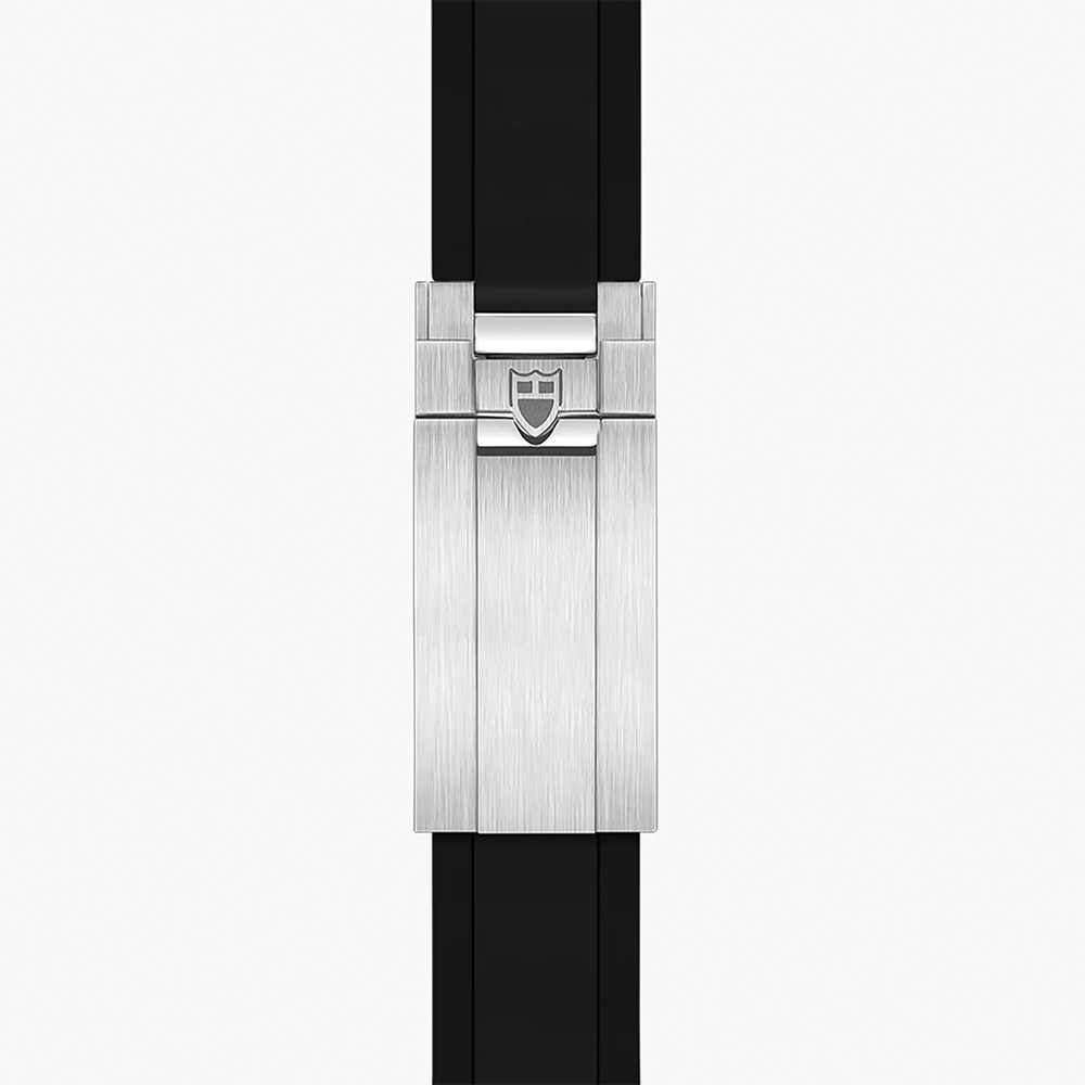 Black Bay 41mm - Black, Black Bezel on Rubber Strap