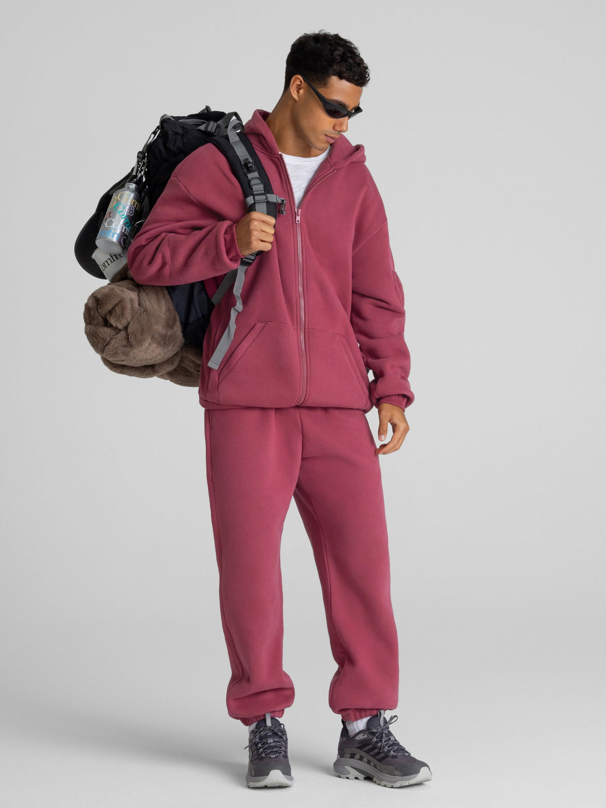 Explorer Travel Zip Hoodie – Mega