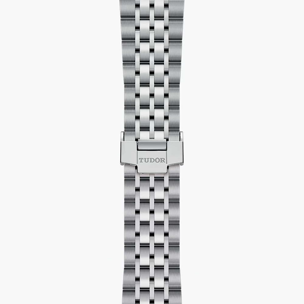 1926 41mm - Black on Bracelet
