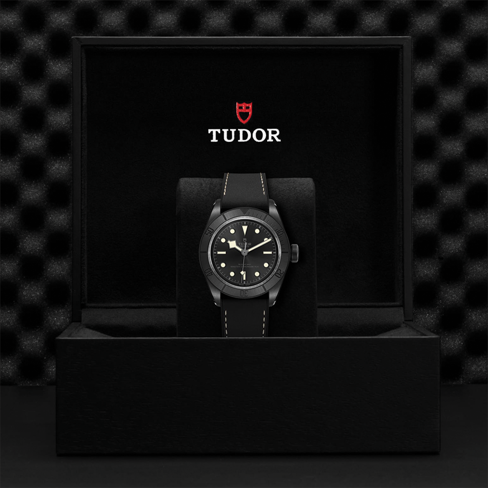 Black Bay Ceramic 41mm - Black on Hybrid Leather/Rubber Strap w/ Extra Fabric Strap