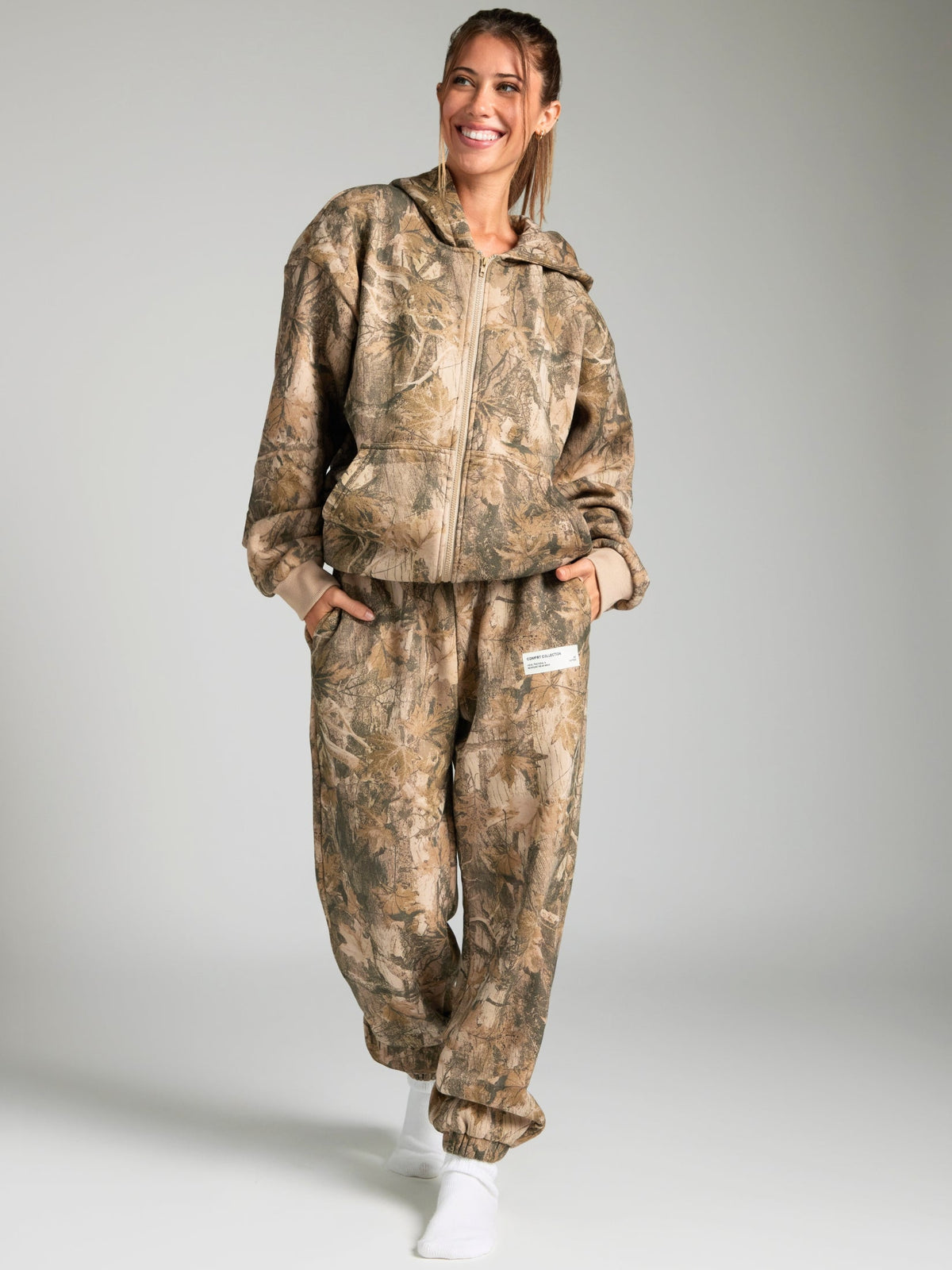 Camo Zip Hoodie – Mega