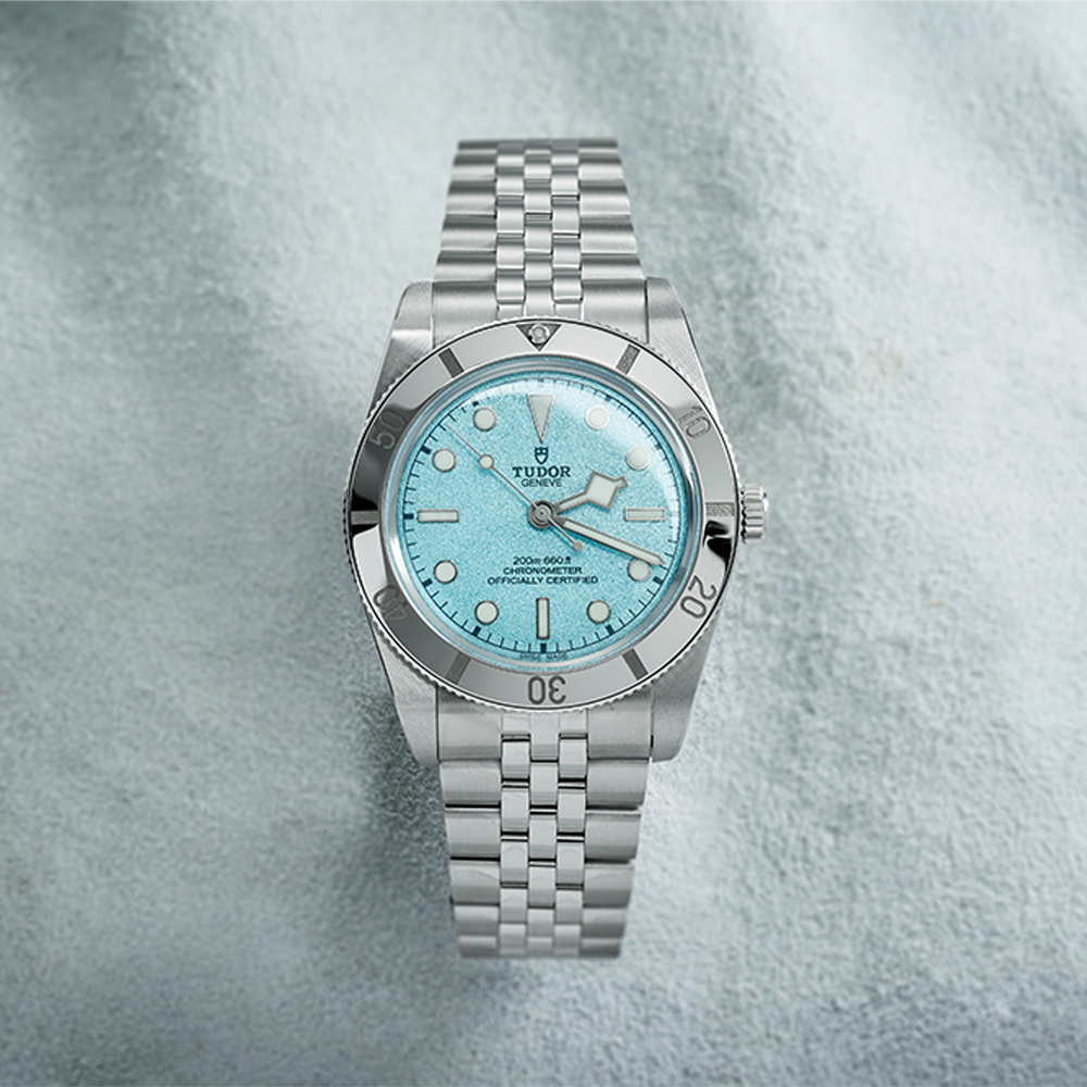Black Bay 54 "Blue Lagoon" 37mm - Blue on Bracelet
