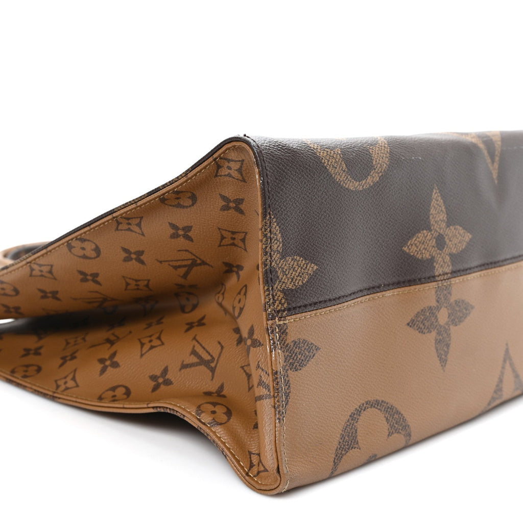 Reverse Monogram Giant Onthego GM