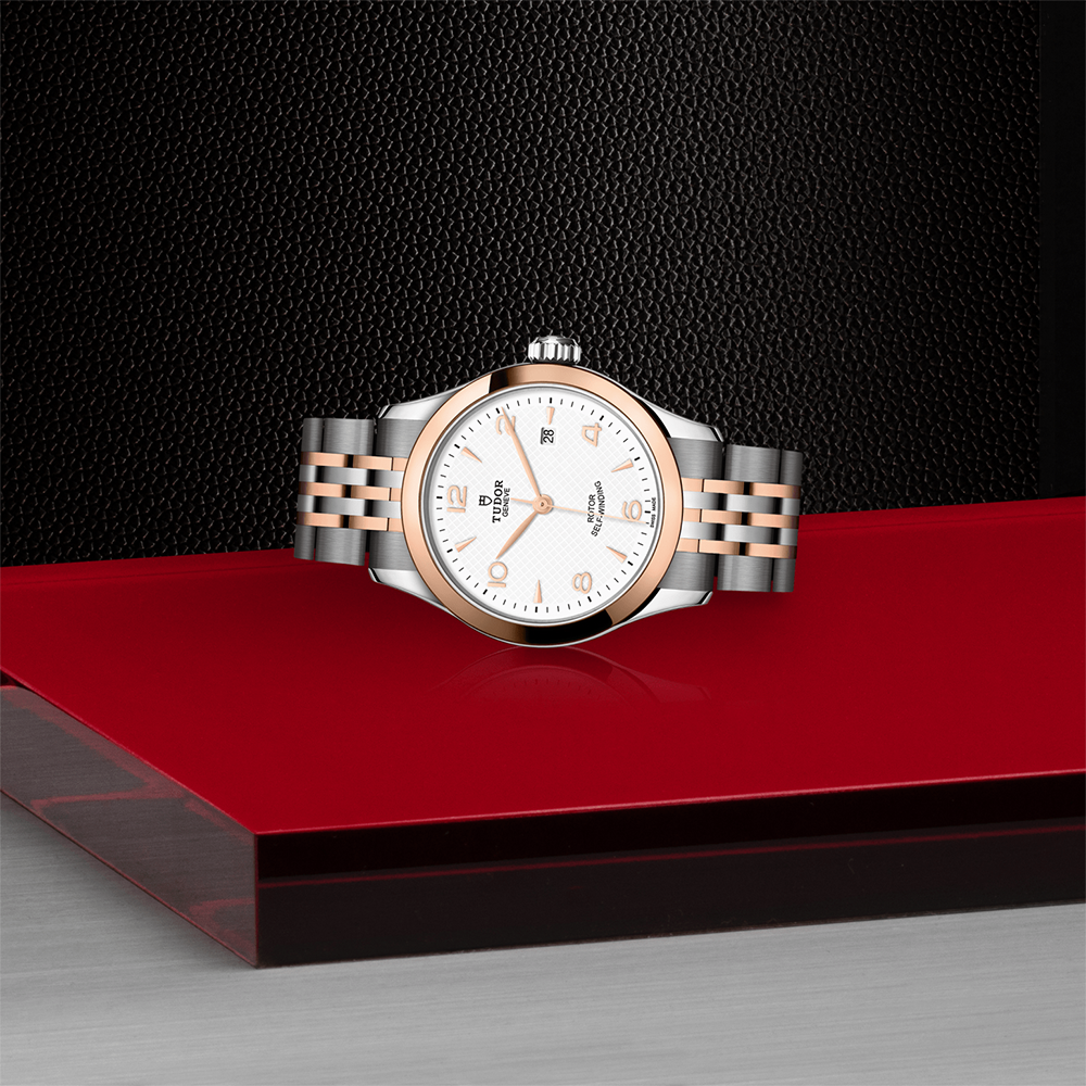 1926 Rose Gold Two-Tone 28mm - White on Bracelet