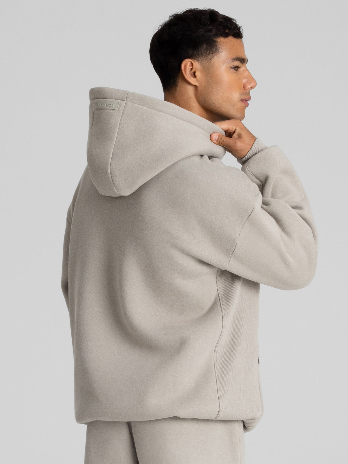 Explorer Travel Hoodie – Mega