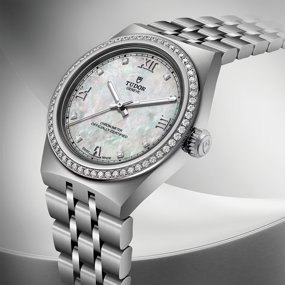 TUDOR Royal 30mm - White, Mother-of-Pearl, Diamond-Set on Bracelet