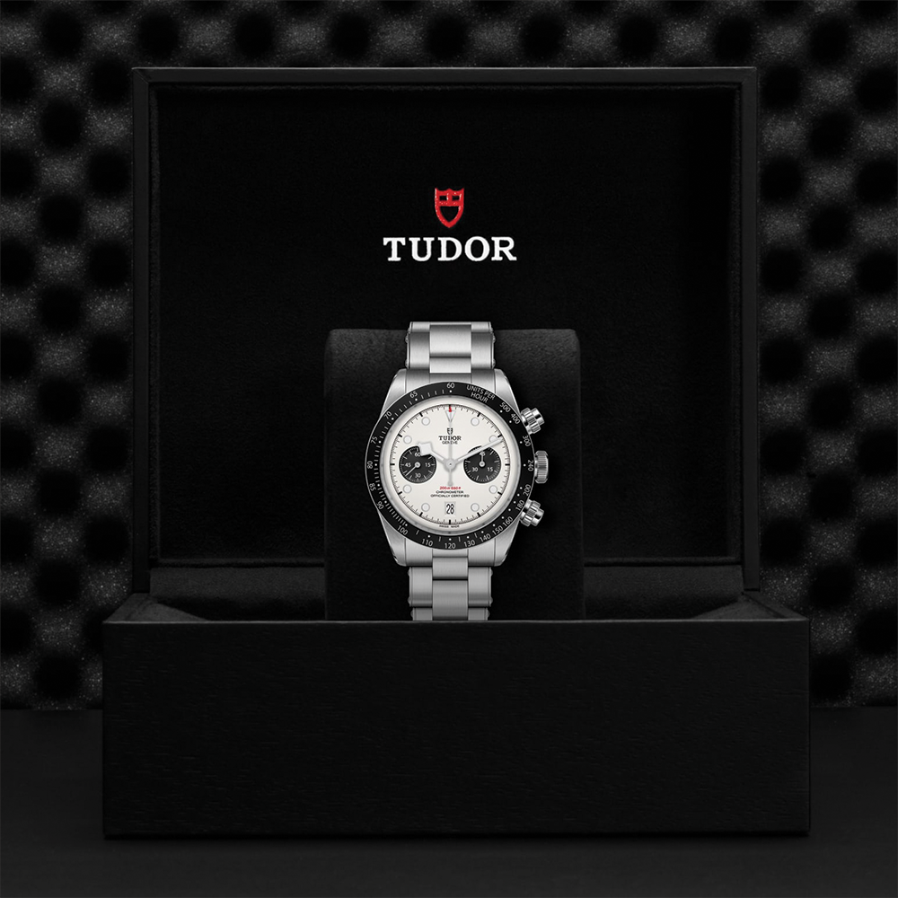 Black Bay Chrono 41mm - Opaline on 3-Link Bracelet