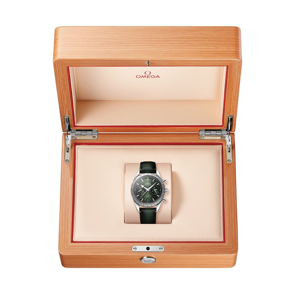 Speedmaster '57 40.5mm - Green on Leather Strap