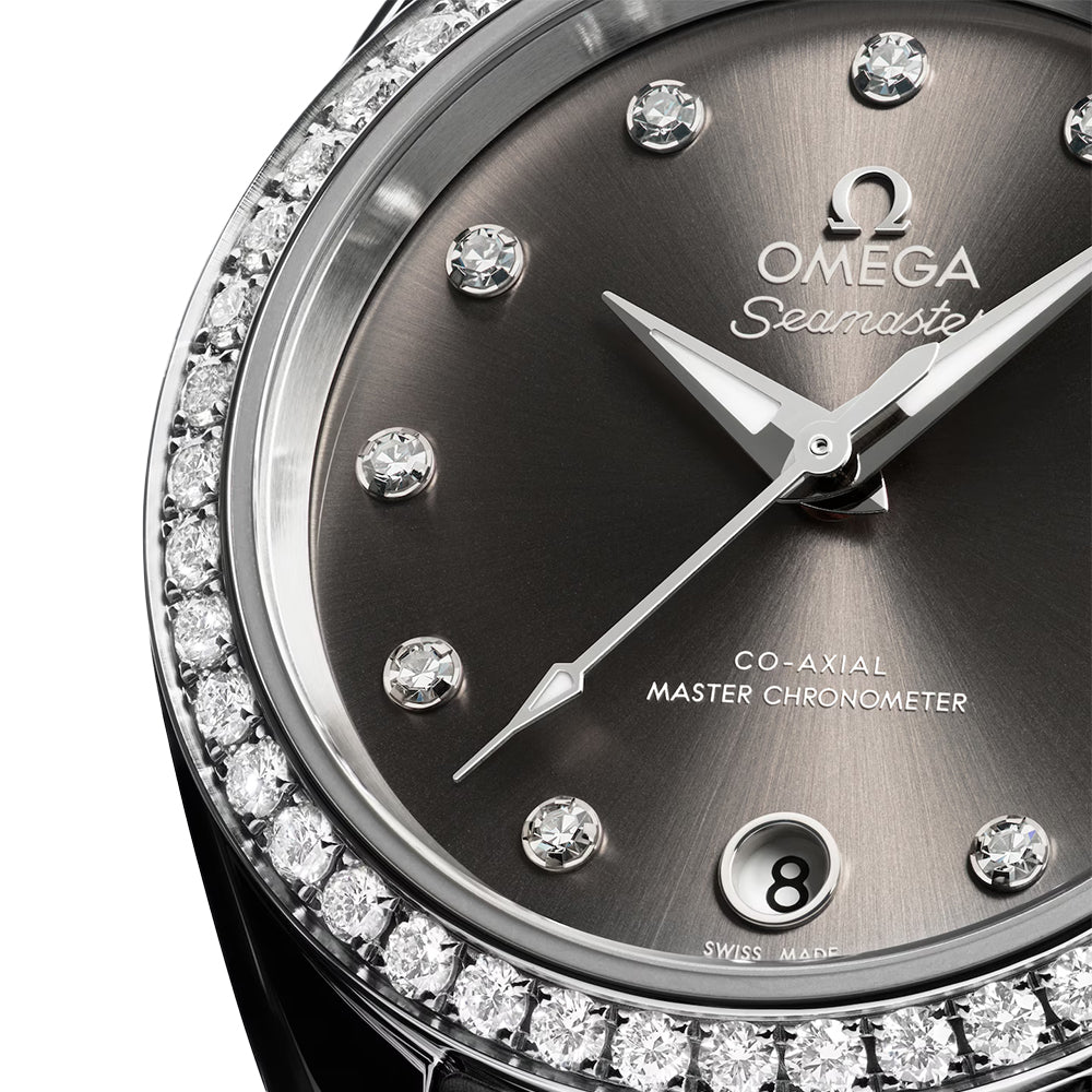 Seamaster Aqua Terra 150M Diamonds 30mm - Grey on Bracelet