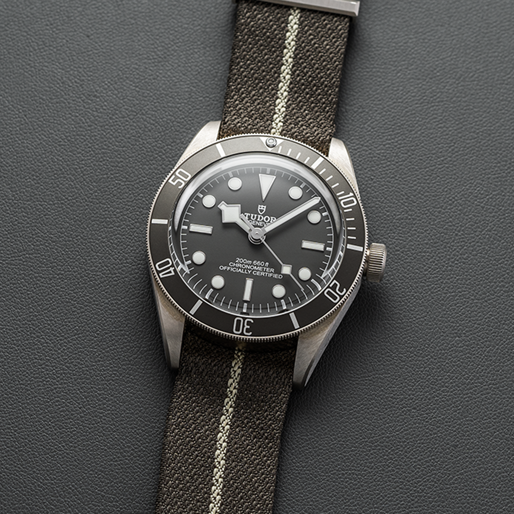Black Bay 58 925 39mm - Taupe on Fabric Strap