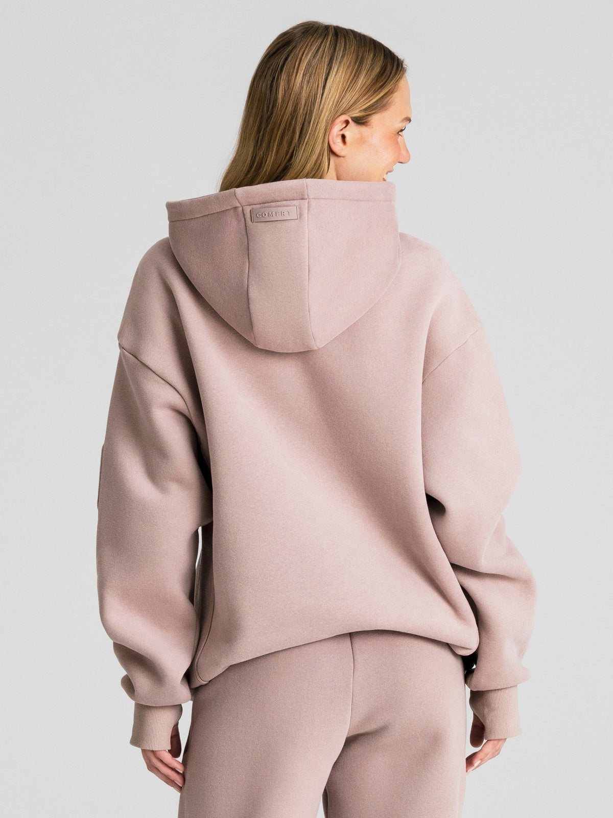 Explorer Travel Hoodie – Mega