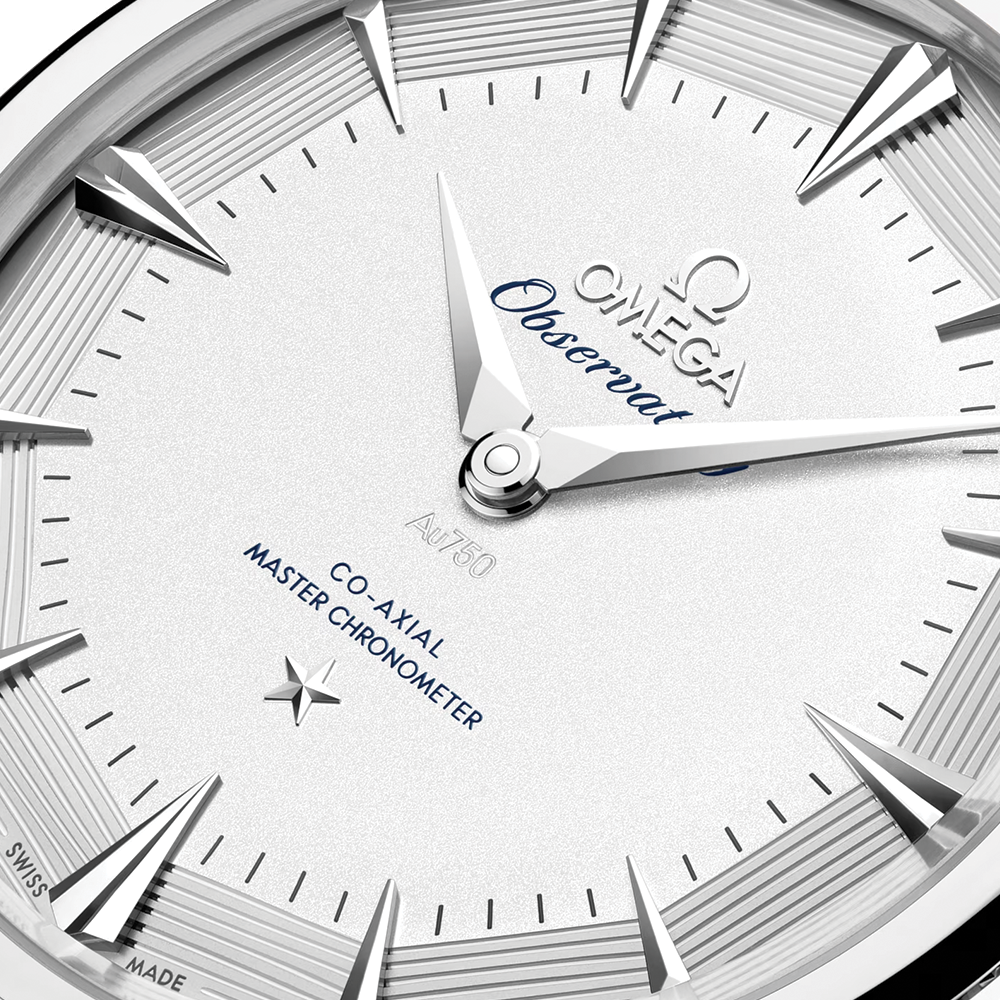 Constellation Observatory Canopus Gold™ 39.4mm - Silver on Leather Strap