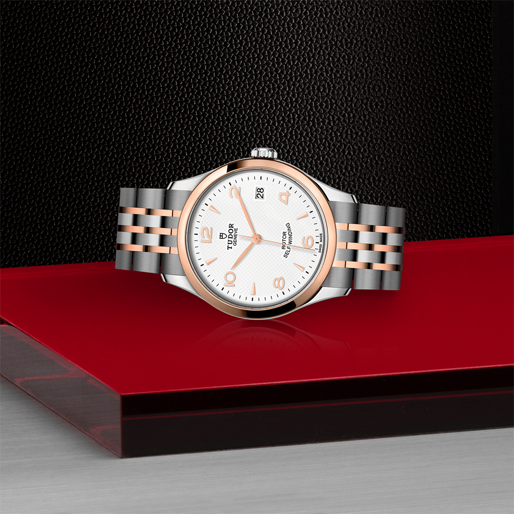 1926 Rose Gold Two-Tone 36mm - White on Bracelet