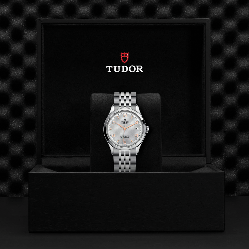 1926 36mm - Silver on Bracelet