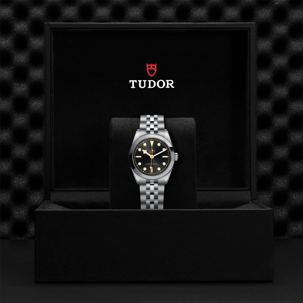 Black Bay One 31mm - Anthracite on Bracelet