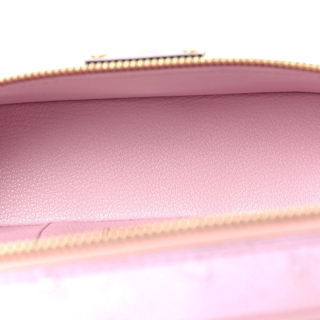 Ostrich Vanity Chain Pouch Pink