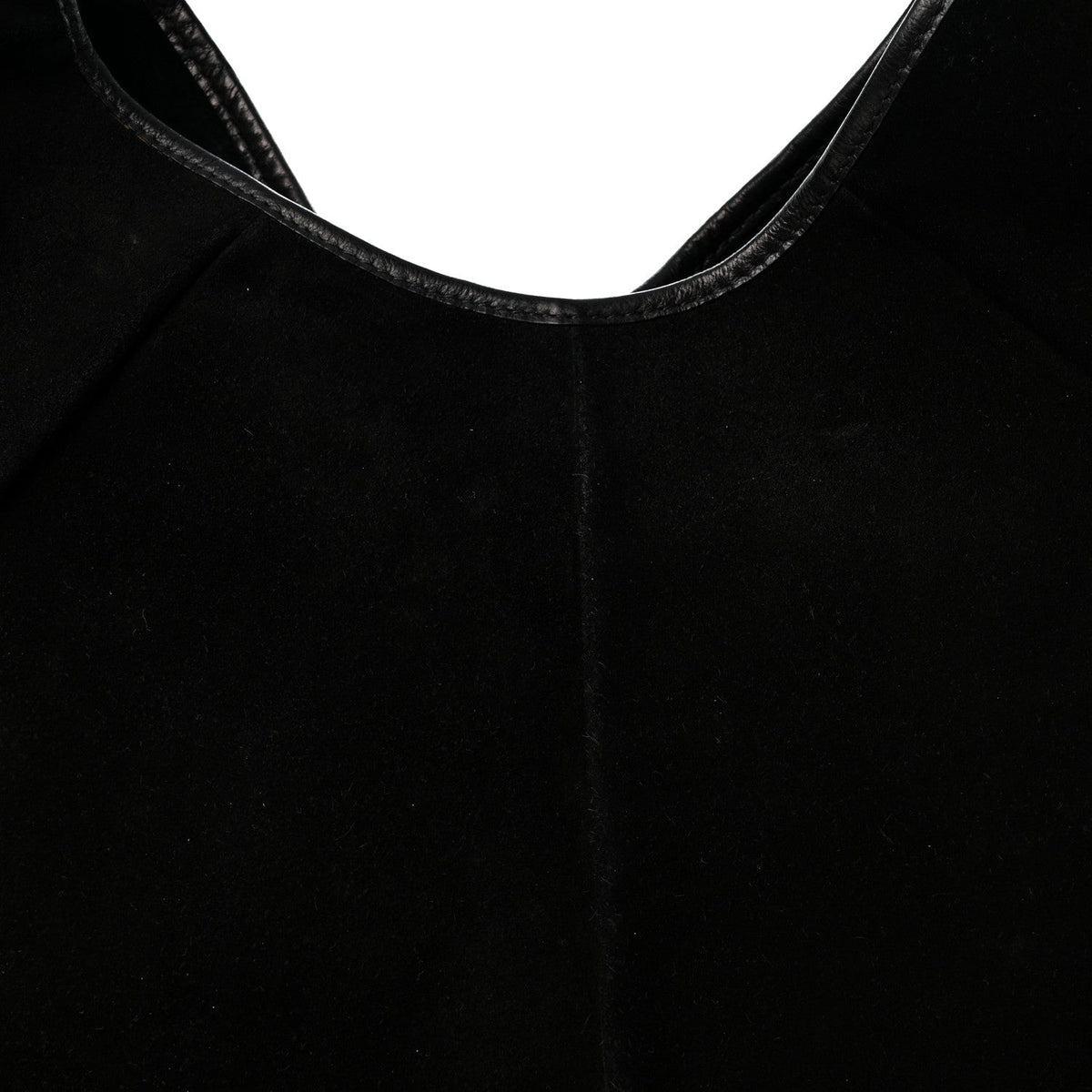 Suede Medium Mombasa Black
