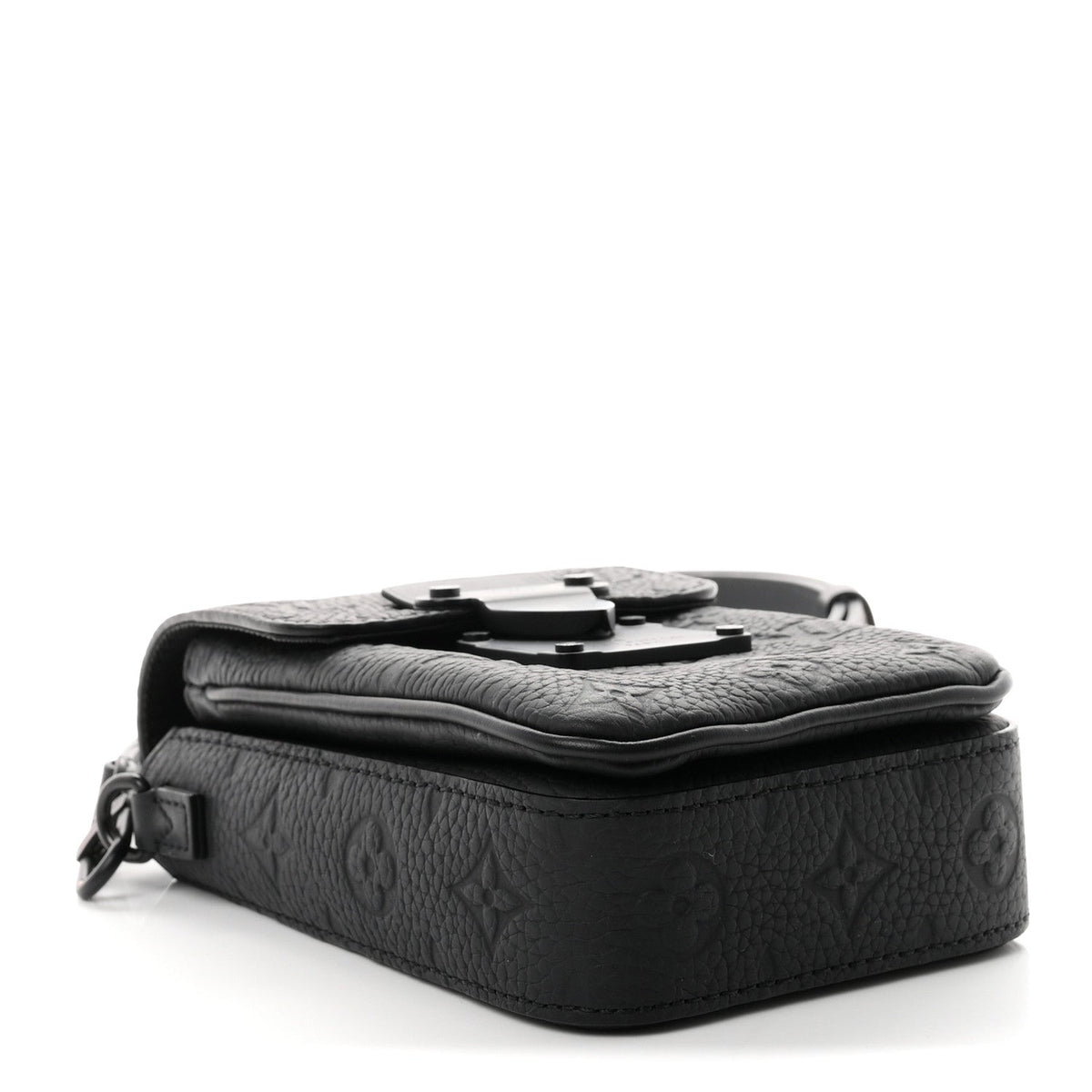 Taurillon Monogram S Lock Wearable Wallet Black