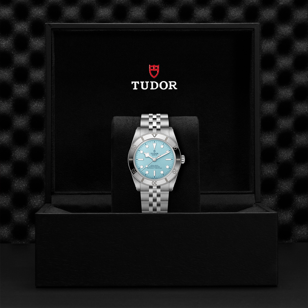 Black Bay 54 "Blue Lagoon" 37mm - Blue on Bracelet