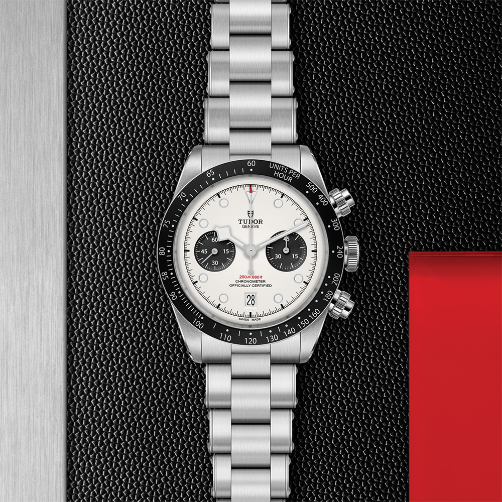 Black Bay Chrono 41mm - Opaline on 3-Link Bracelet