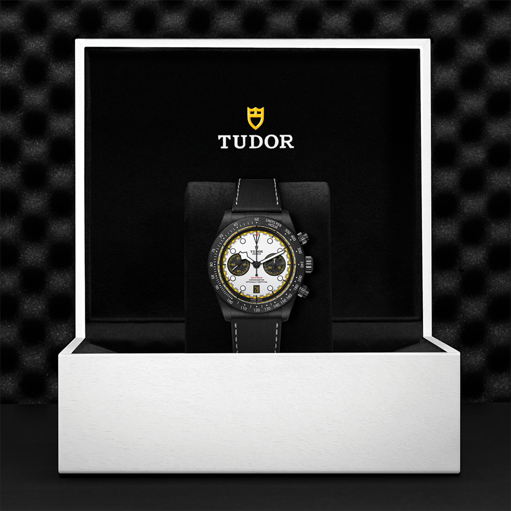 Black Bay Chrono "Carbon 26" 42mm - White on Rubber/Leather Strap