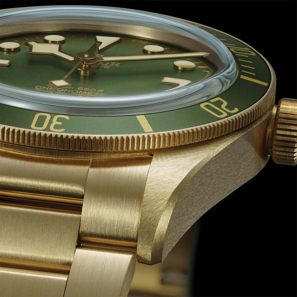 Black Bay 58 18K Yellow-Gold 39mm - Green on Bracelet
