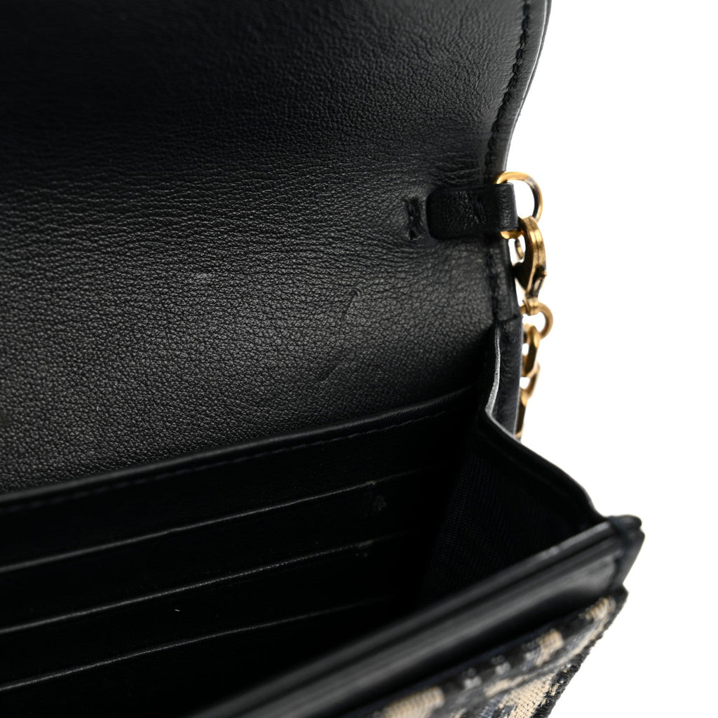 Oblique Saddle Chain Long Wallet Blue