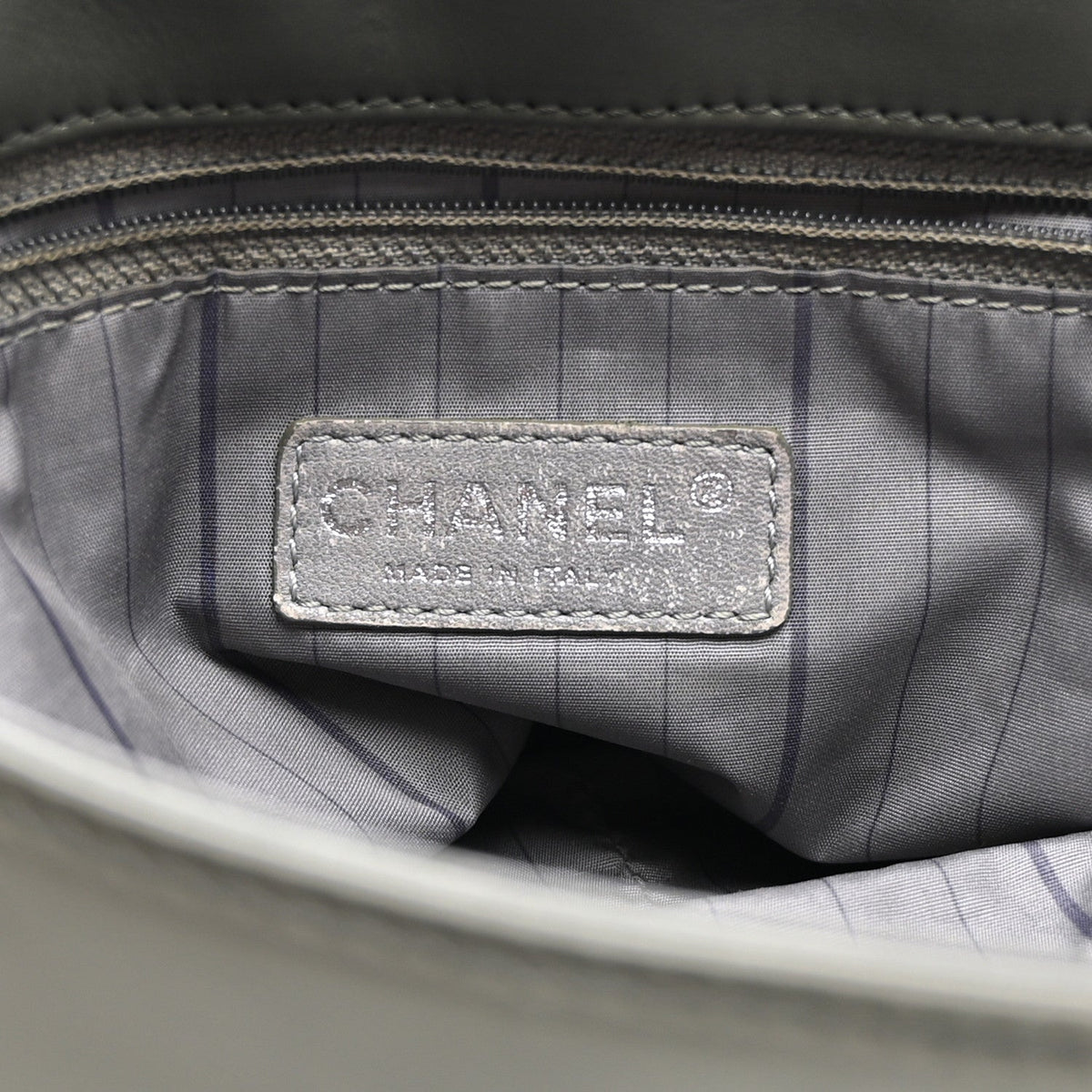 Lambskin Studded CC East West Flap Grey