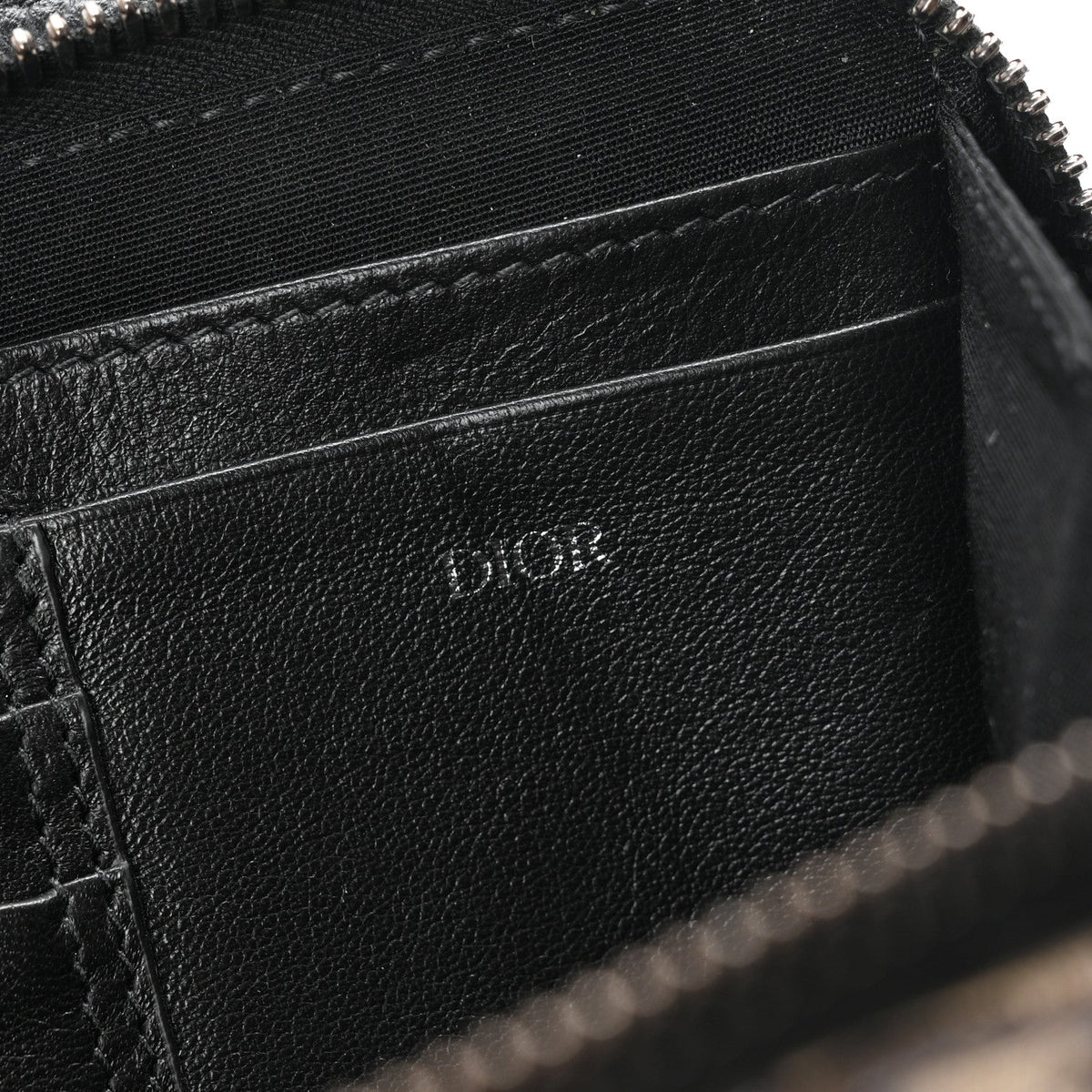 Oblique Messenger Pouch Black